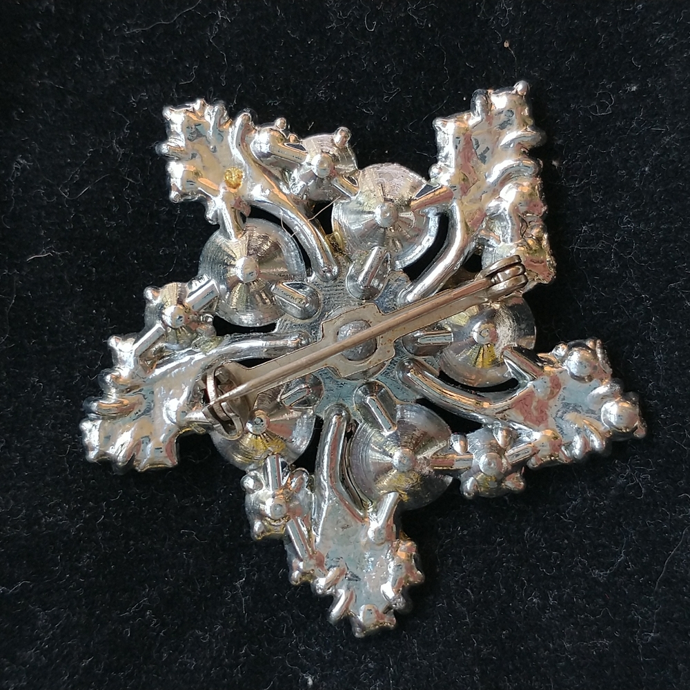 Brooch Rhinestone Vintage Brooch - Picture 3 of 7